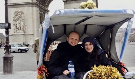 Vélo-taxi et tuk-tuk pour transfert entre la tour Eiffel et l’Arc de Triomphe